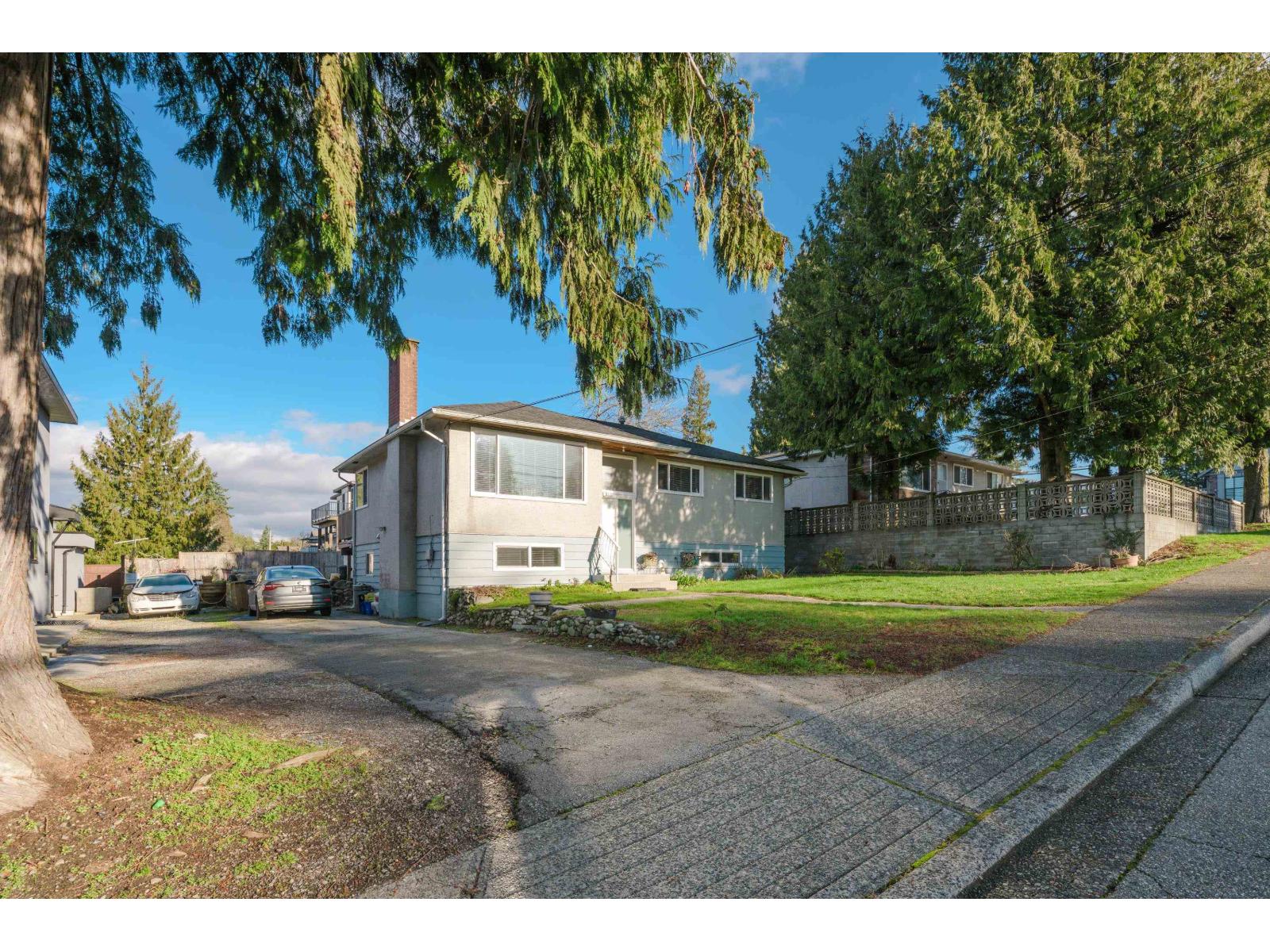 11181 90 Avenue, Delta, British Columbia V4C 3H1 - Photo 1 - R3075647