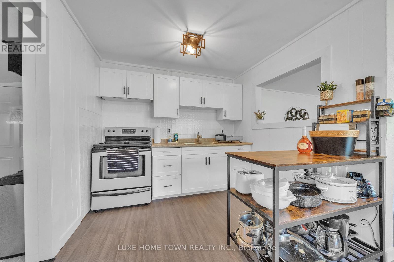 2 Birch Street, South Bruce Peninsula, Ontario  N0H 2G0 - Photo 19 - X12664632