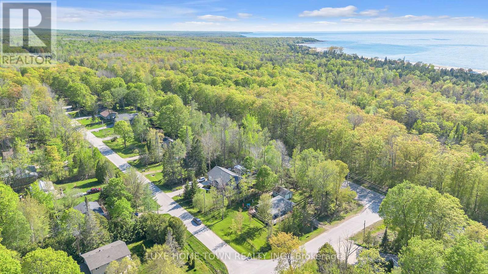 2 Birch Street, South Bruce Peninsula, Ontario  N0H 2G0 - Photo 44 - X12664632