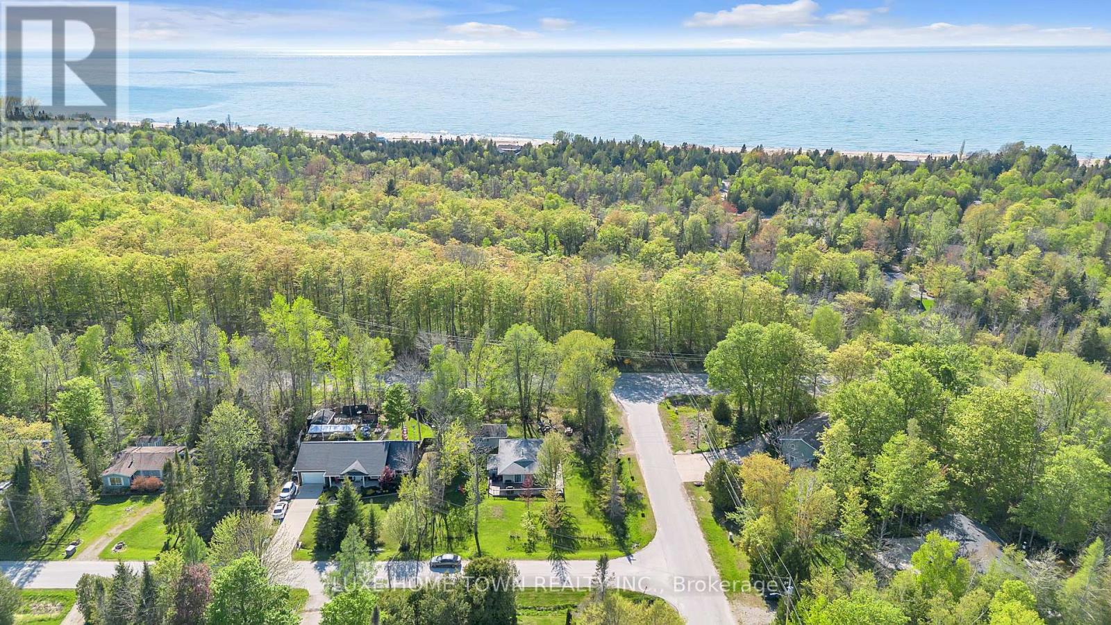 2 Birch Street, South Bruce Peninsula, Ontario  N0H 2G0 - Photo 45 - X12664632