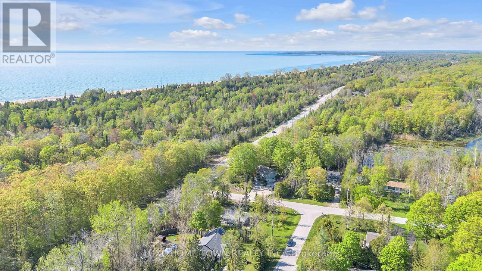 2 Birch Street, South Bruce Peninsula, Ontario  N0H 2G0 - Photo 46 - X12664632