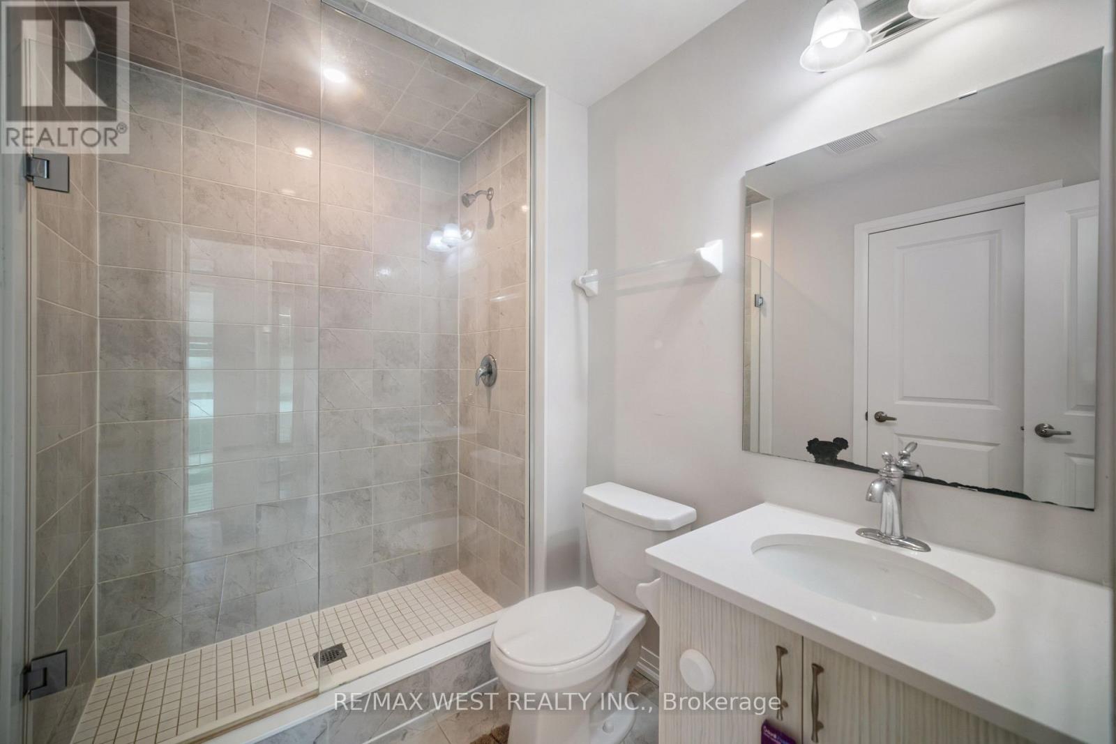 297 Bismark Drive, Cambridge, Ontario  N1S 0C6 - Photo 44 - X12664638