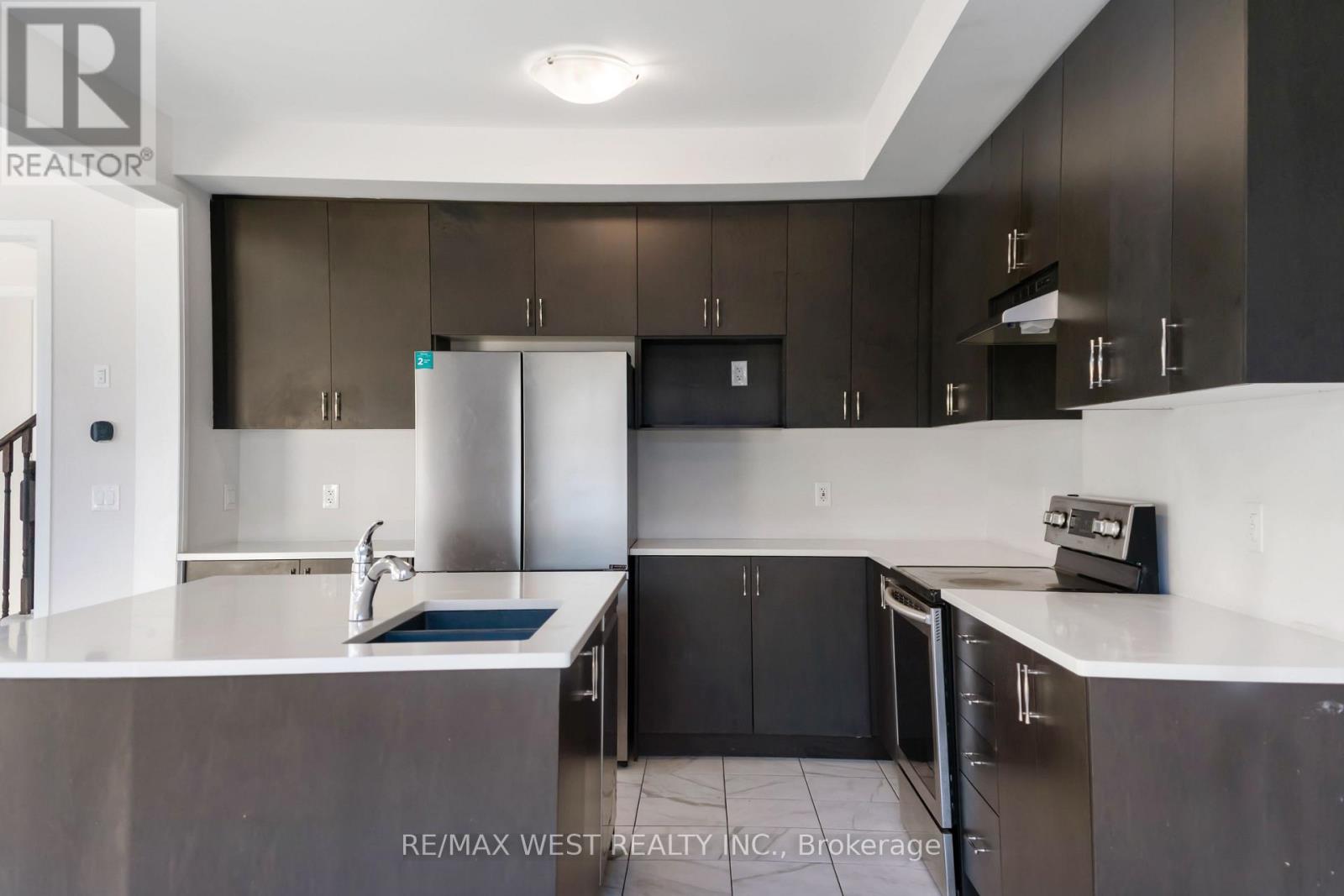 297 Bismark Drive, Cambridge, Ontario  N1S 0C6 - Photo 46 - X12664638