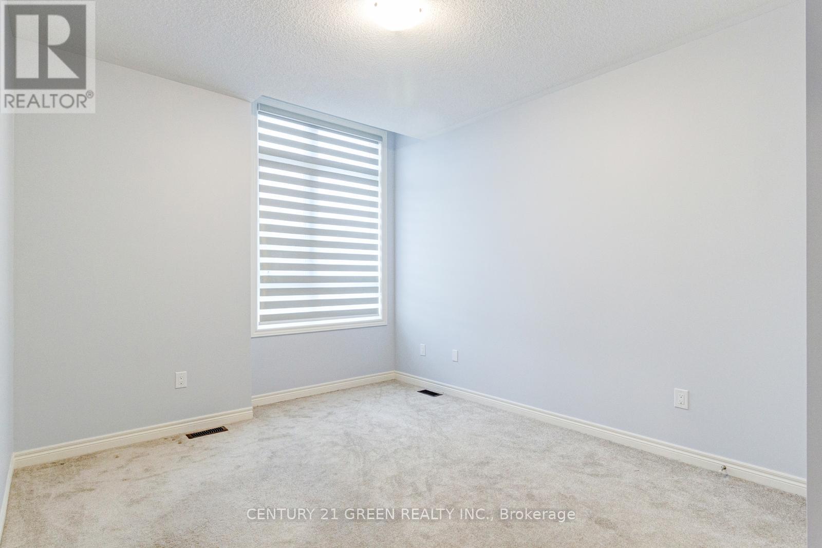 (Upper) - 300 Skinner Road, Hamilton, Ontario  L8B 1X2 - Photo 24 - X12664640