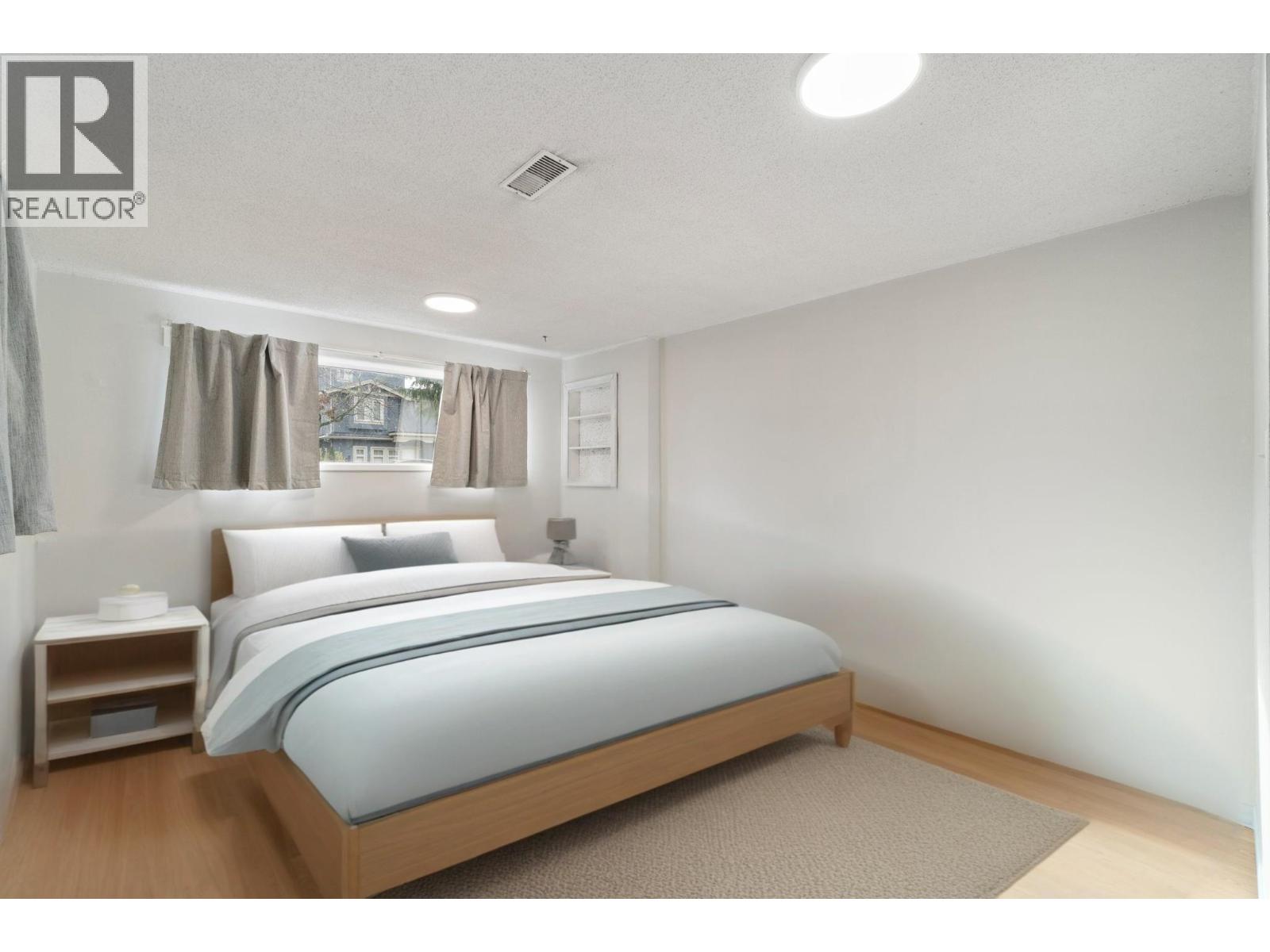 2611 Parker Street, Vancouver, British Columbia V5K 2T5 - Photo 11 - R3076191