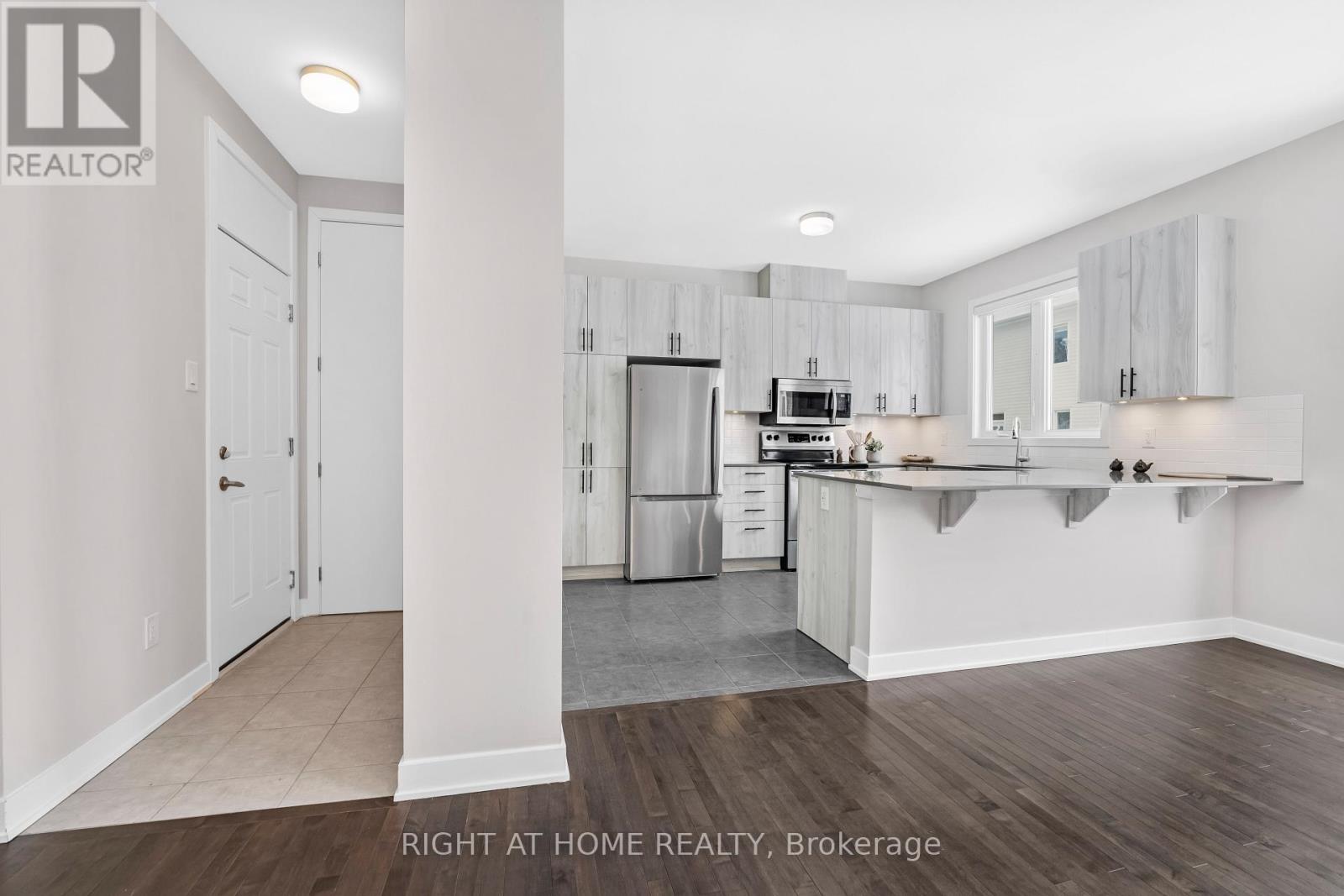 30 Chasing Grove, Ottawa, Ontario  K0A 2Z0 - Photo 13 - X12664666