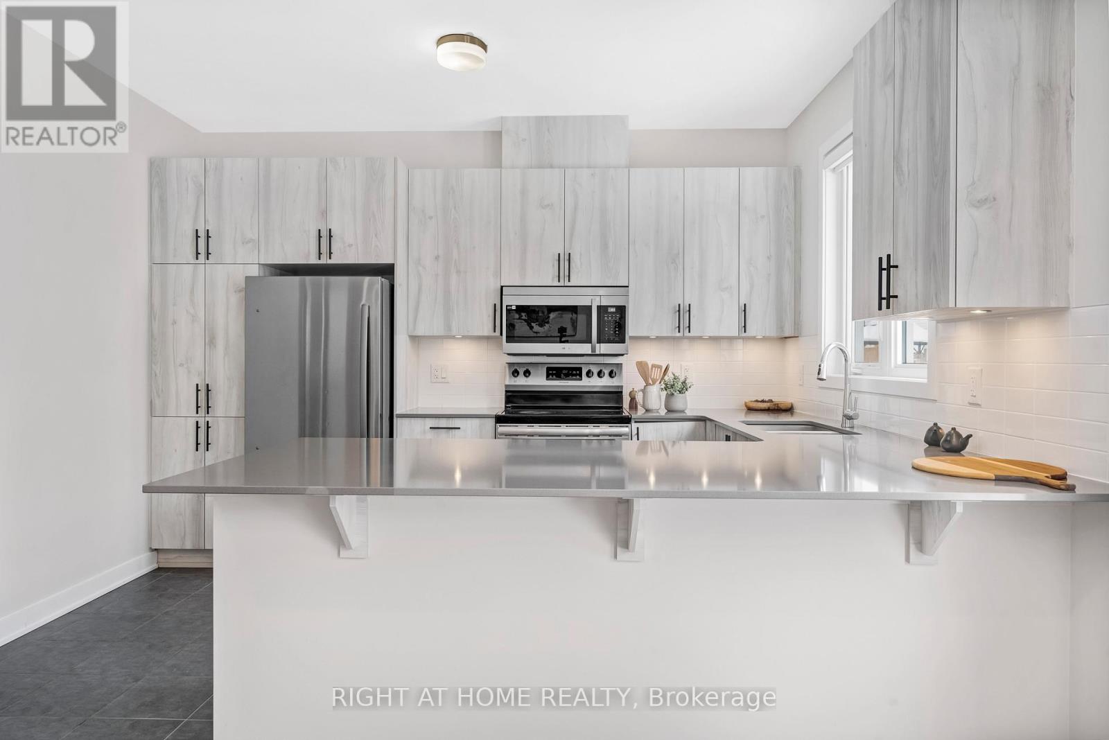 30 Chasing Grove, Ottawa, Ontario  K0A 2Z0 - Photo 15 - X12664666