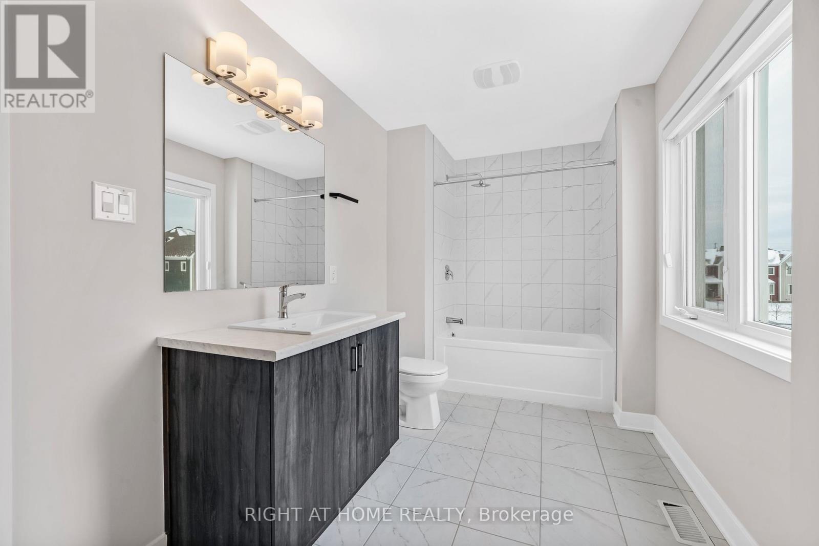 30 Chasing Grove, Ottawa, Ontario  K0A 2Z0 - Photo 22 - X12664666