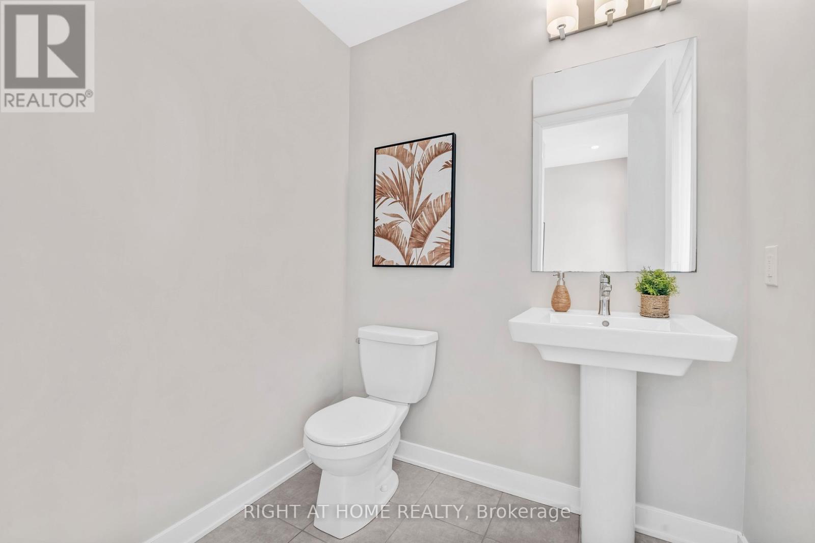 30 Chasing Grove, Ottawa, Ontario  K0A 2Z0 - Photo 4 - X12664666