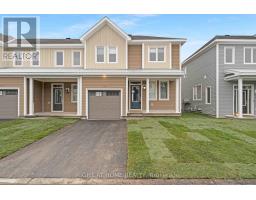 30 CHASING GROVE, Ottawa, Ontario