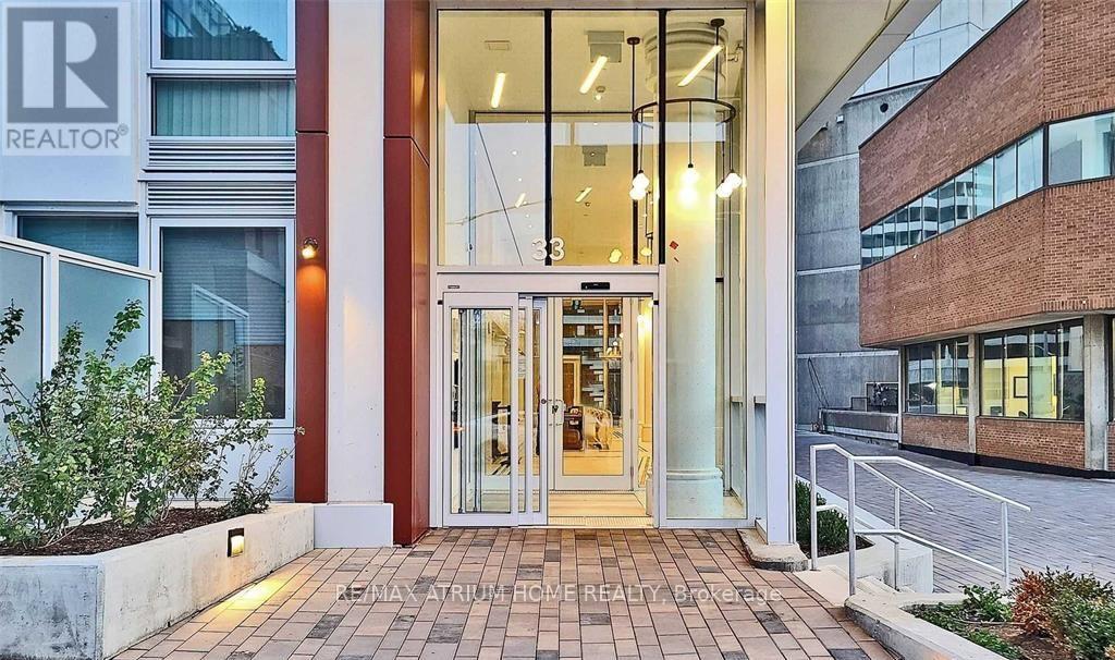 1906 - 33 HELENDALE AVENUE, Toronto, Ontario