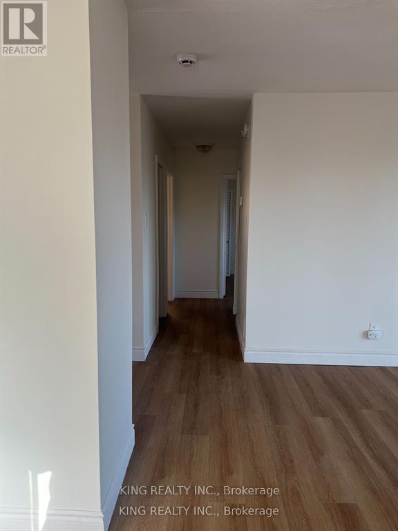 215 Sloane Avenue, Toronto, Ontario  M4A 2C5 - Photo 5 - C12664708