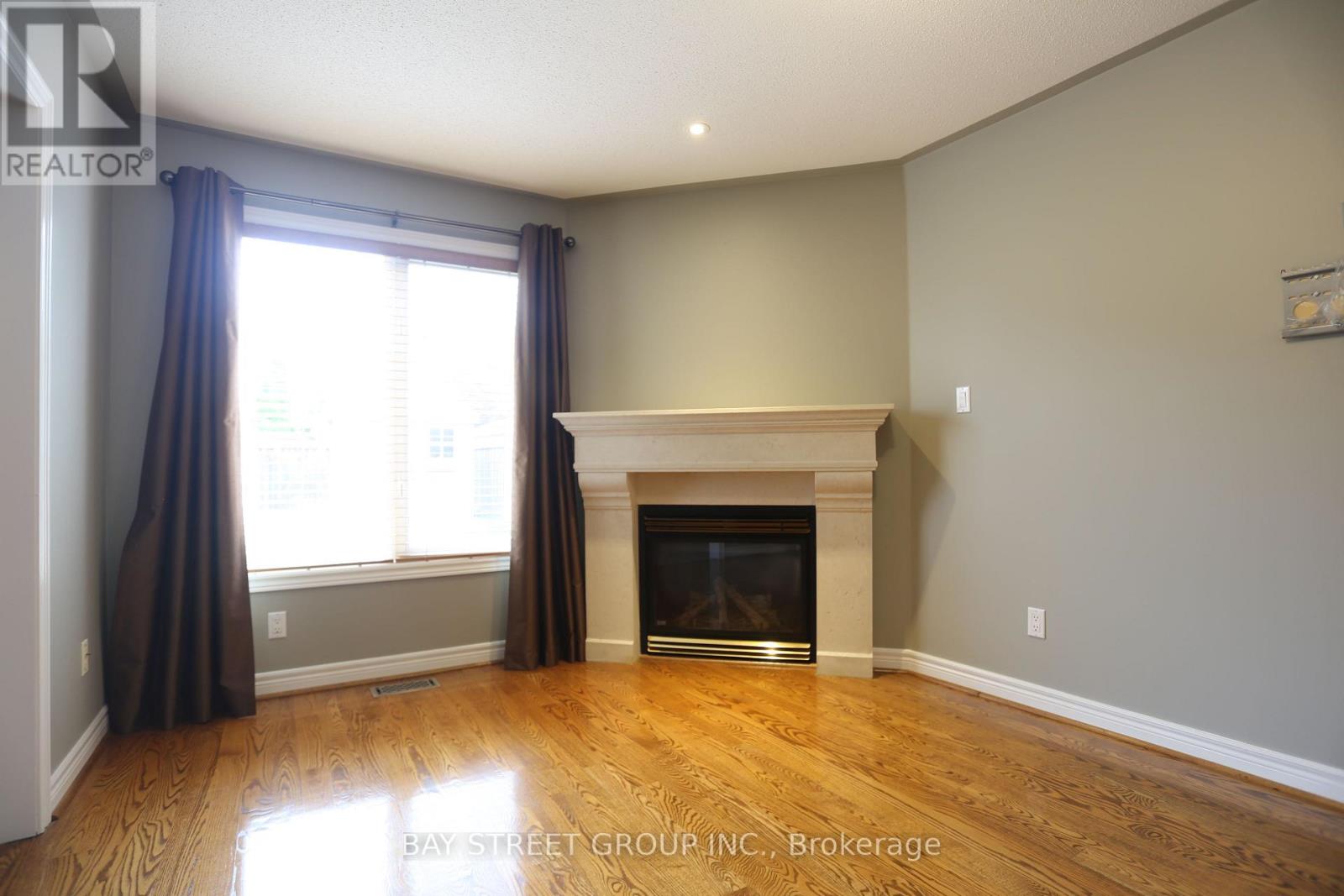 343 Vellore Avenue, Vaughan, Ontario  L4H 2Z1 - Photo 16 - N12664658