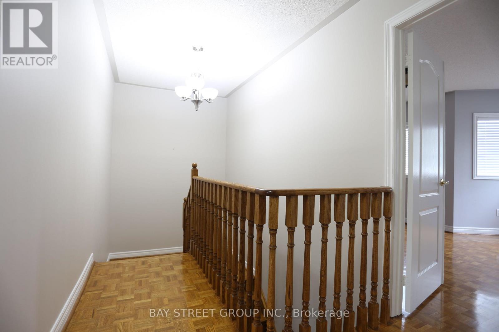 343 Vellore Avenue, Vaughan, Ontario  L4H 2Z1 - Photo 6 - N12664658
