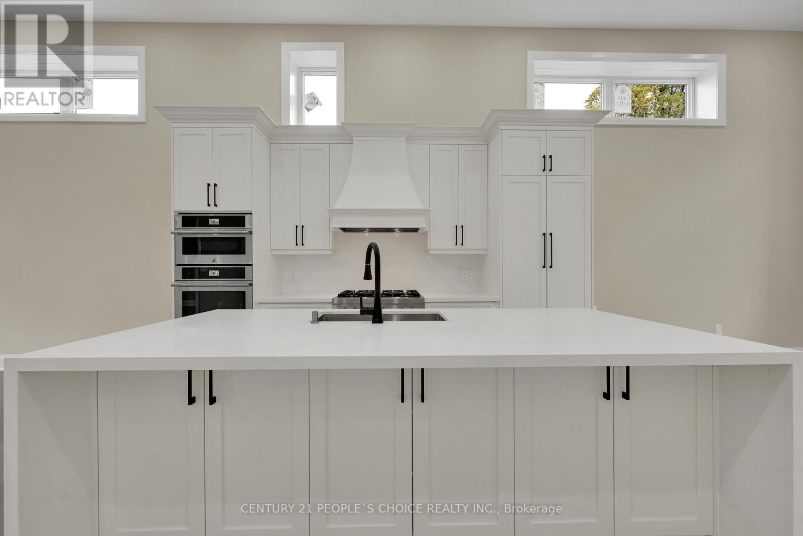 Upper Level - 2091 Bridge Road, Oakville, Ontario  L6L 2E8 - Photo 16 - W12664680