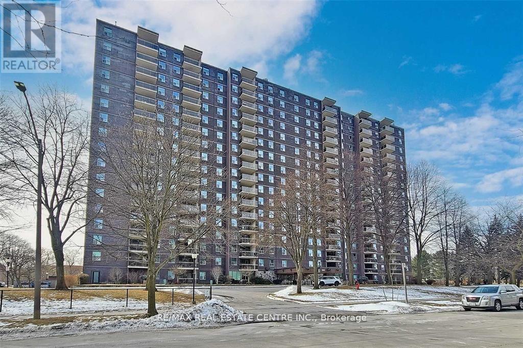 1509 - 966 Inverhouse Drive, Mississauga, Ontario  L5J 4B6 - Photo 2 - W12664688