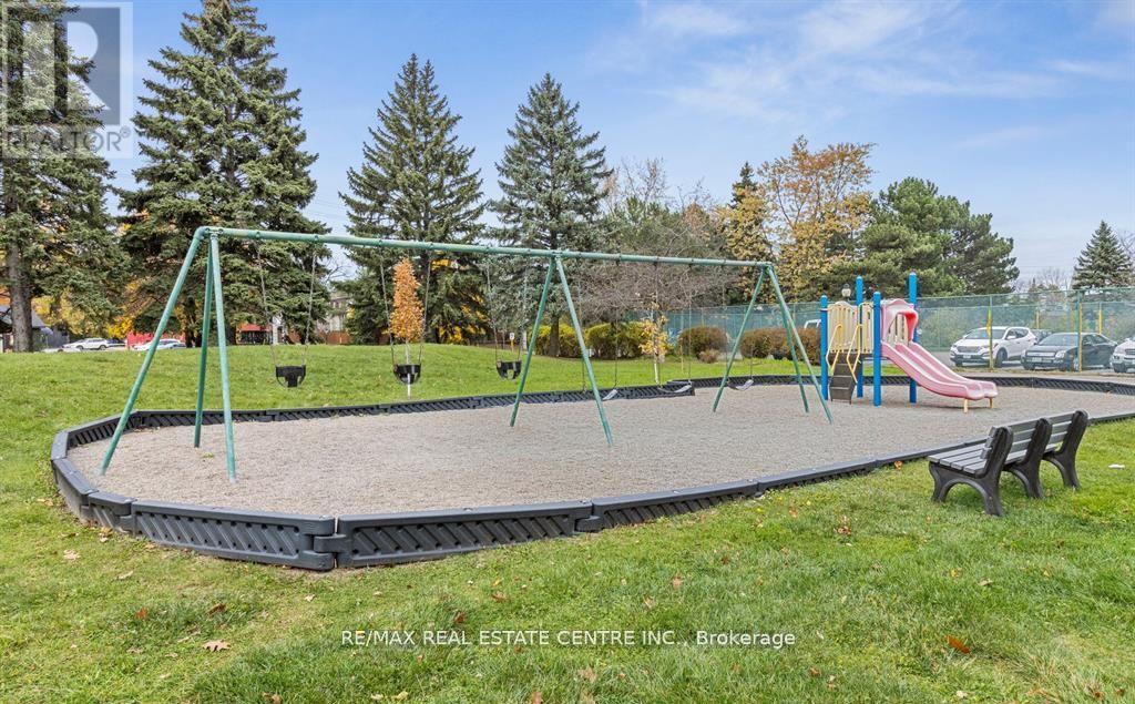 1509 - 966 Inverhouse Drive, Mississauga, Ontario  L5J 4B6 - Photo 31 - W12664688