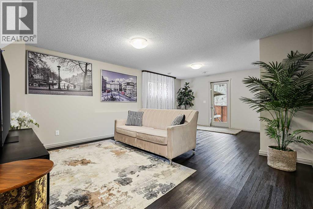 20 Walden View Se, Calgary, Alberta  T2X 0P2 - Photo 34 - A2271892