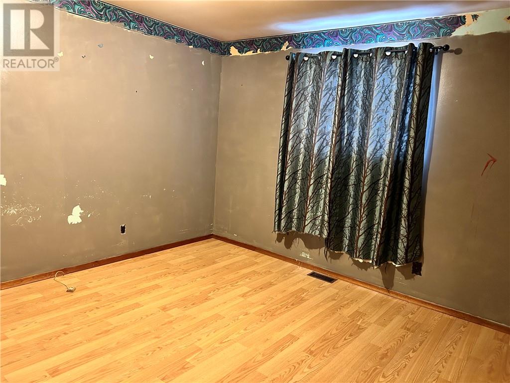 1610 Henry Court, Val Caron, Ontario  P3N 1H6 - Photo 7 - 2125999