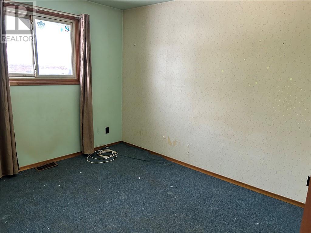 1610 Henry Court, Val Caron, Ontario  P3N 1H6 - Photo 9 - 2125999