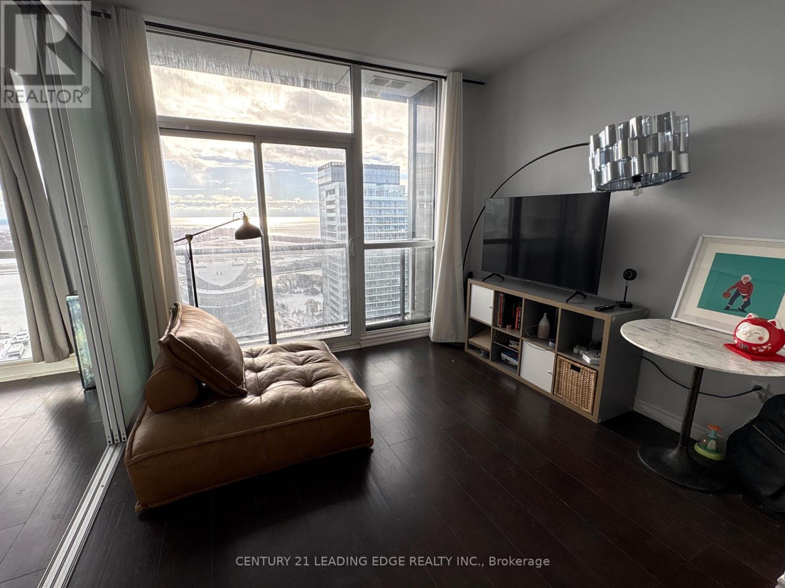 4505 - 85 Queens Wharf Road, Toronto, Ontario  M5V 0J9 - Photo 7 - C12662932