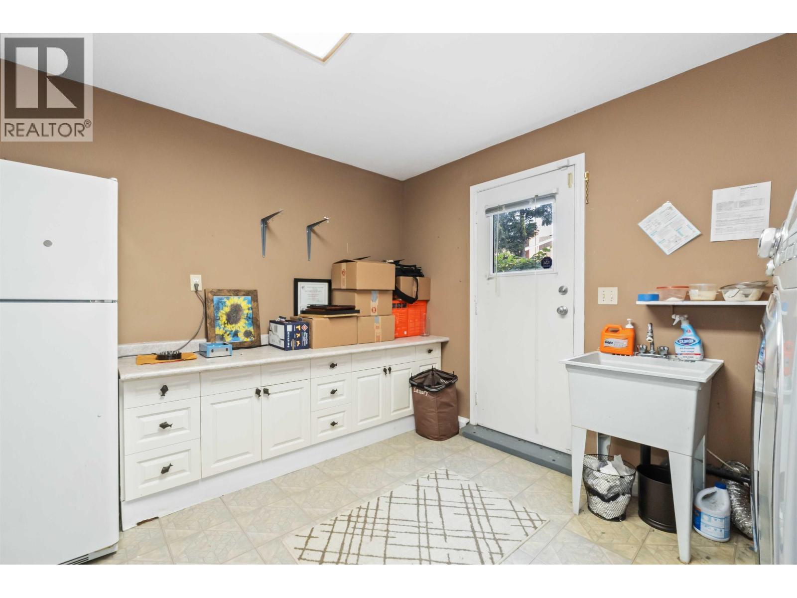 21064 Barker Avenue, Maple Ridge, British Columbia  V2X 8R6 - Photo 34 - R3076275