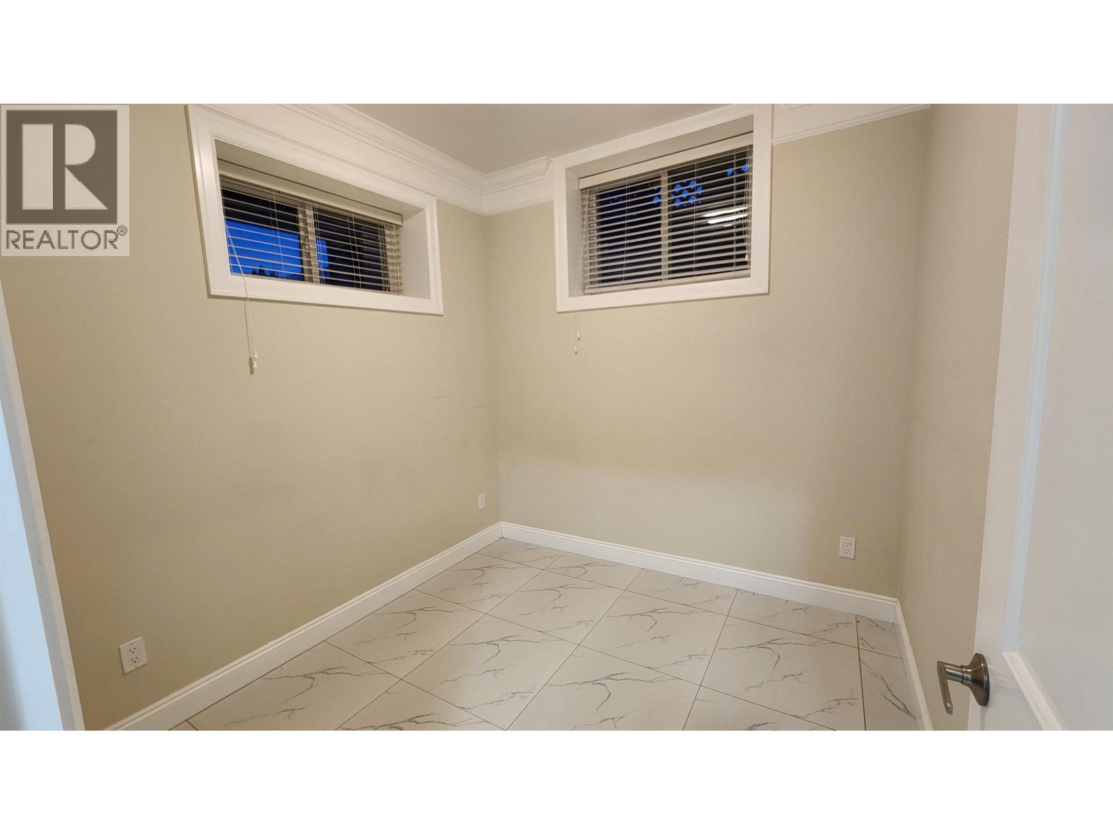 6008 Mckee Street, Burnaby, British Columbia  V5J 2V5 - Photo 8 - R3076286