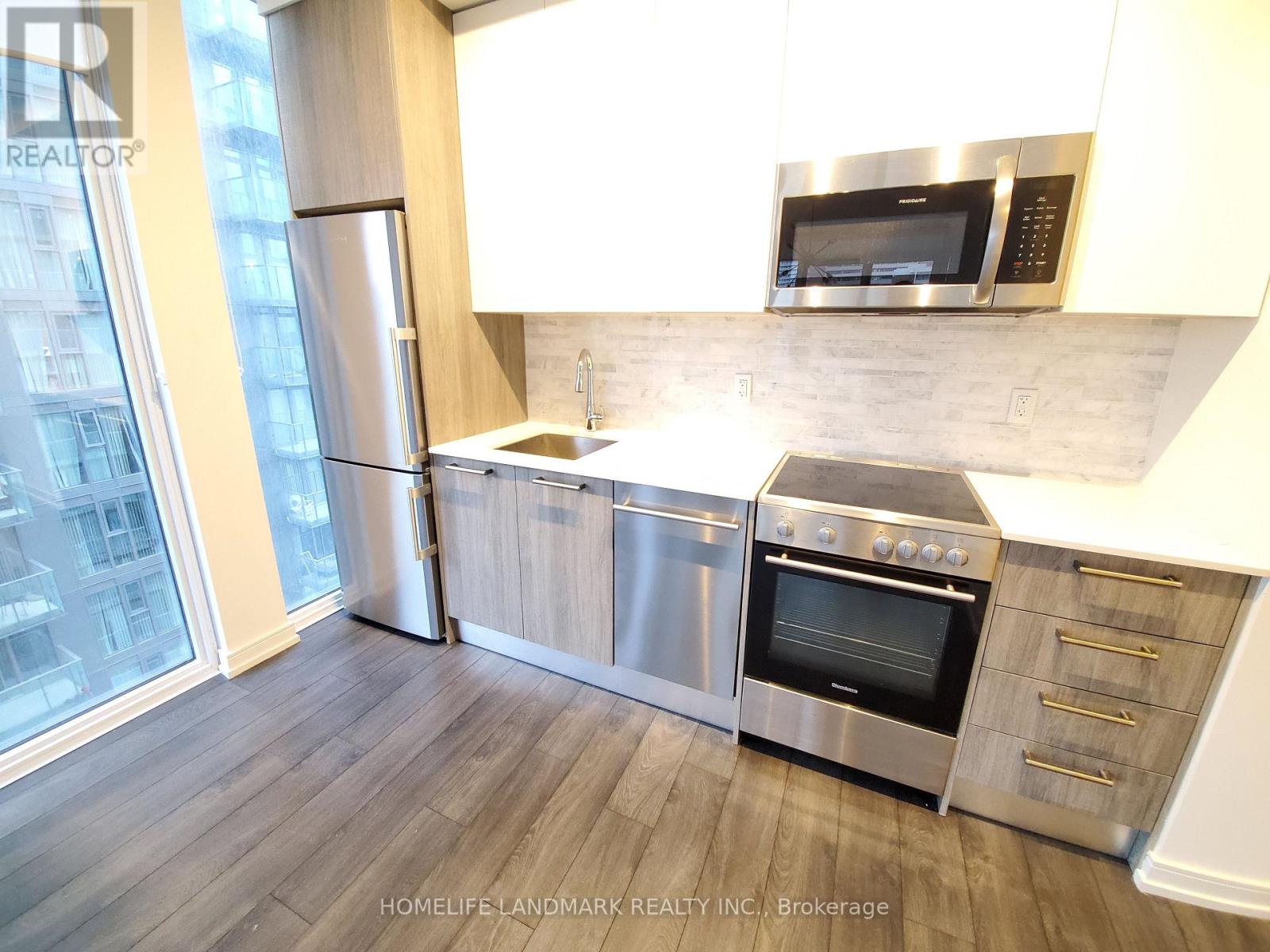 1607 - 28 Wellesley Street E, Toronto, Ontario  M4Y 0C4 - Photo 4 - C12664726