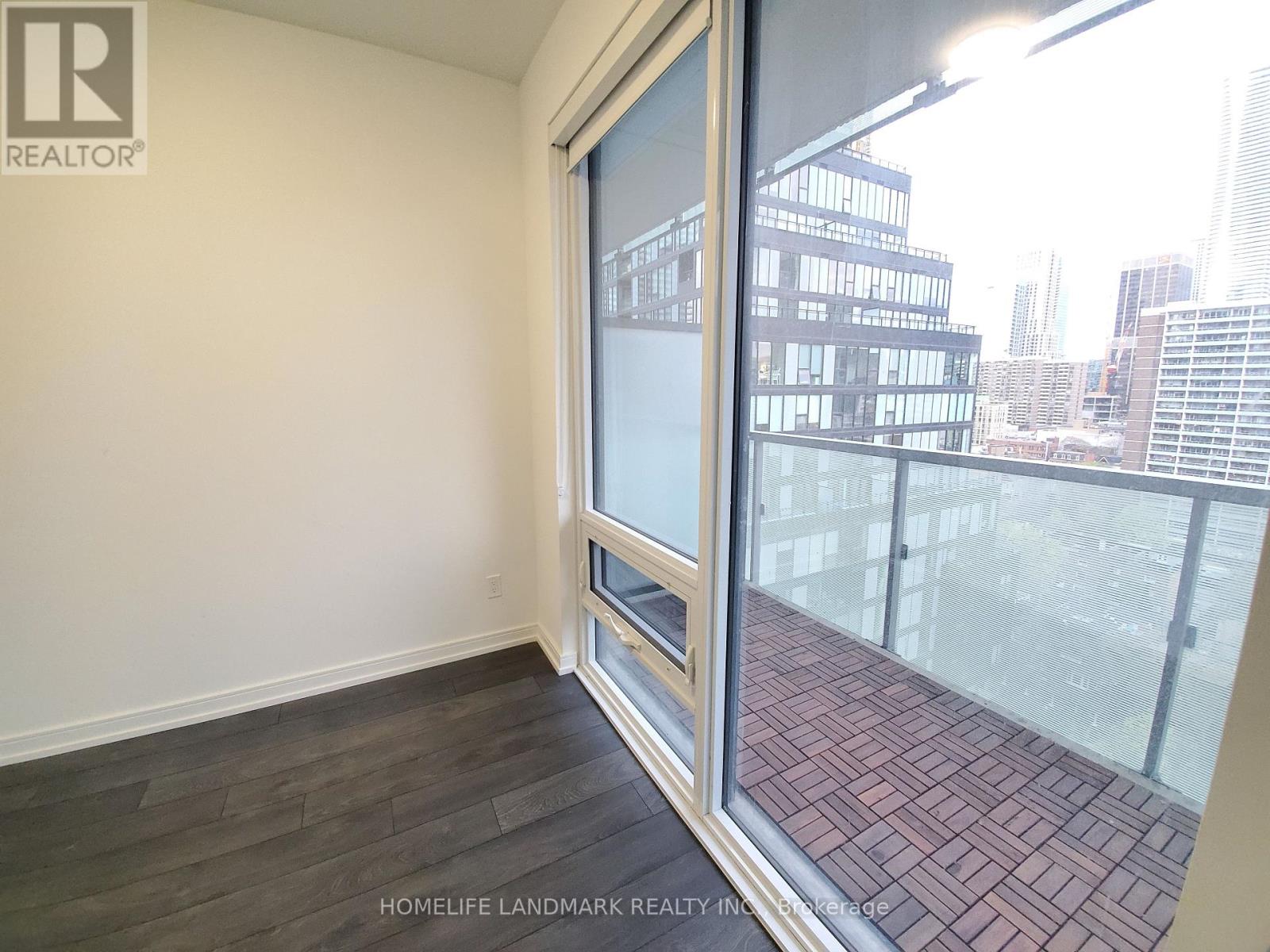 1607 - 28 Wellesley Street E, Toronto, Ontario  M4Y 0C4 - Photo 6 - C12664726