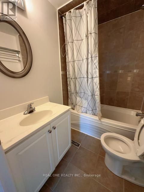 169 Leitchcroft Crescent, Markham, Ontario  L3T 7T5 - Photo 13 - N12664722