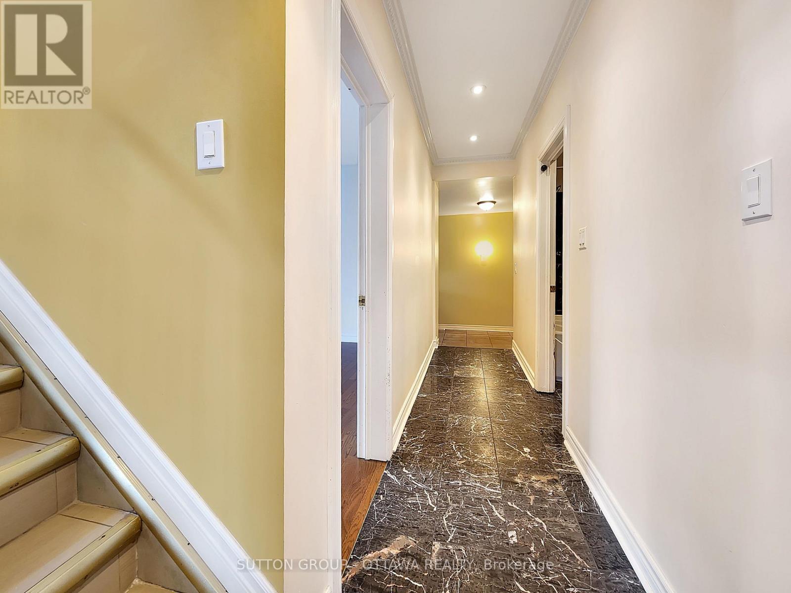 139 Eccles Street, Ottawa, Ontario  K1R 6S7 - Photo 21 - X12355588