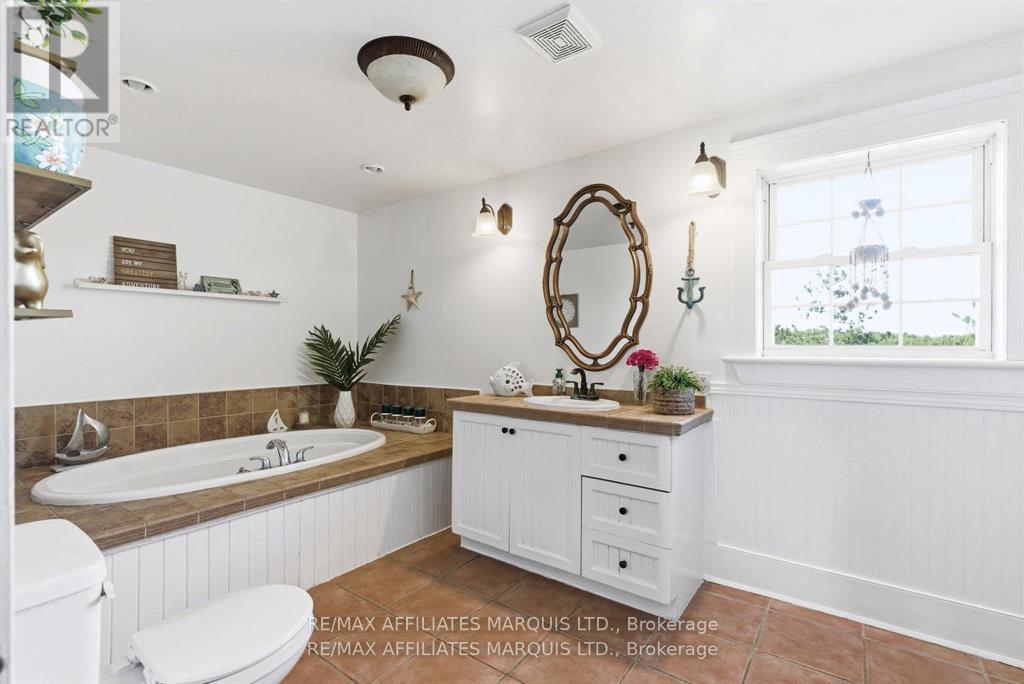 20267 County Road 18 Road, South Glengarry, Ontario  K0C 2J0 - Photo 15 - X12664760