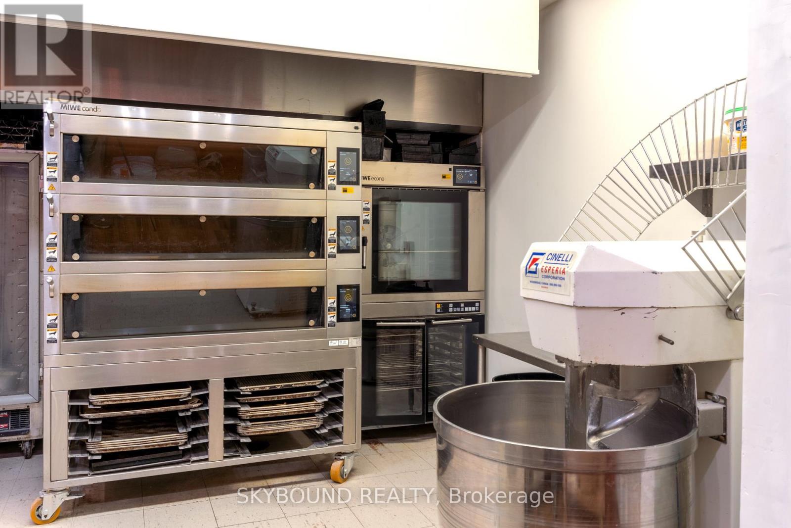 Retail And Upper - 627 Mount Pleasant Road, Toronto, Ontario  M4S 2M9 - Photo 22 - C12642254