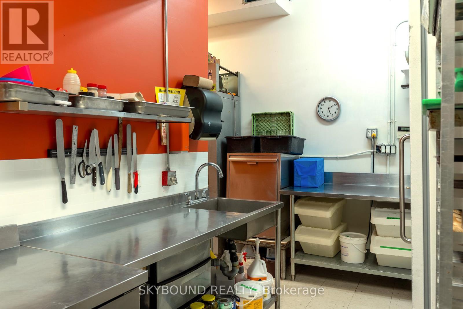 Retail And Upper - 627 Mount Pleasant Road, Toronto, Ontario  M4S 2M9 - Photo 24 - C12642254