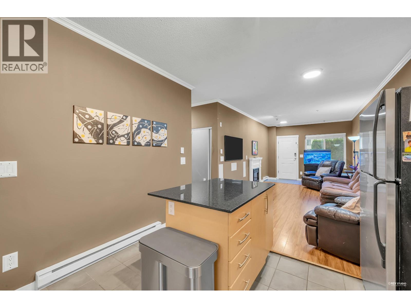 310 1661 Fraser Avenue, Port Coquitlam, British Columbia  V3B 0B6 - Photo 13 - R3075897