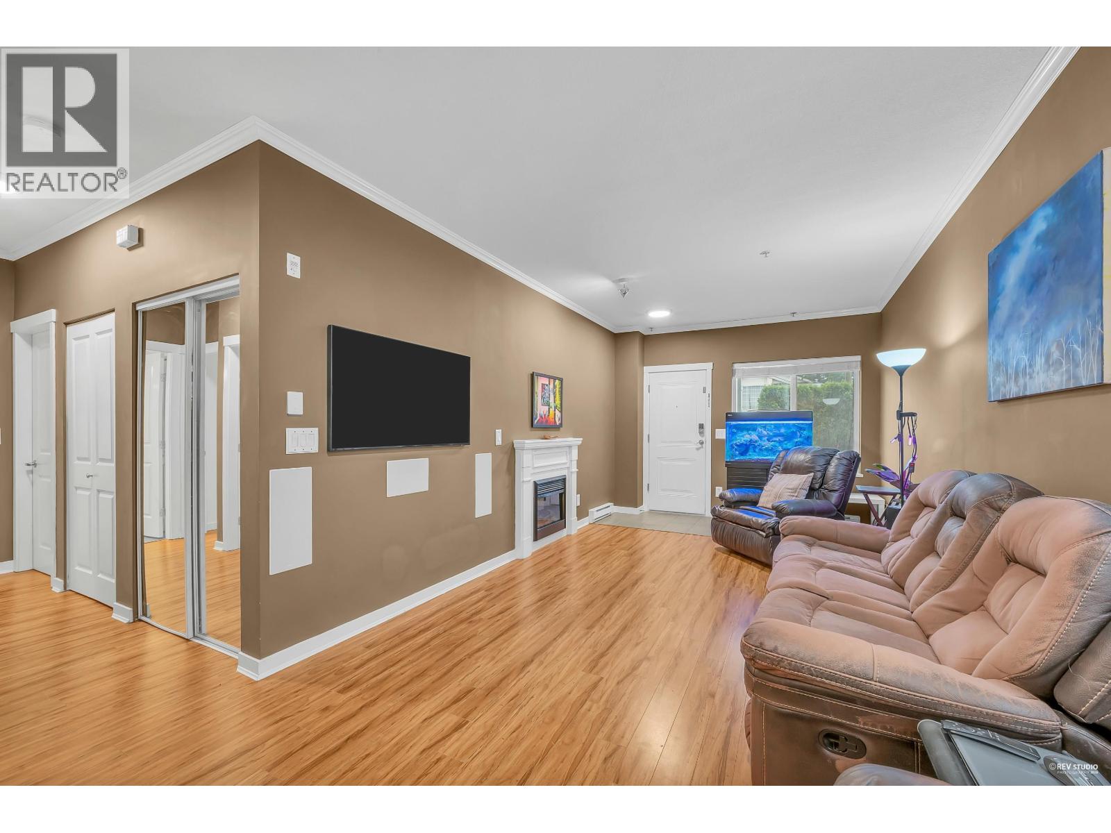 310 1661 Fraser Avenue, Port Coquitlam, British Columbia  V3B 0B6 - Photo 9 - R3075897