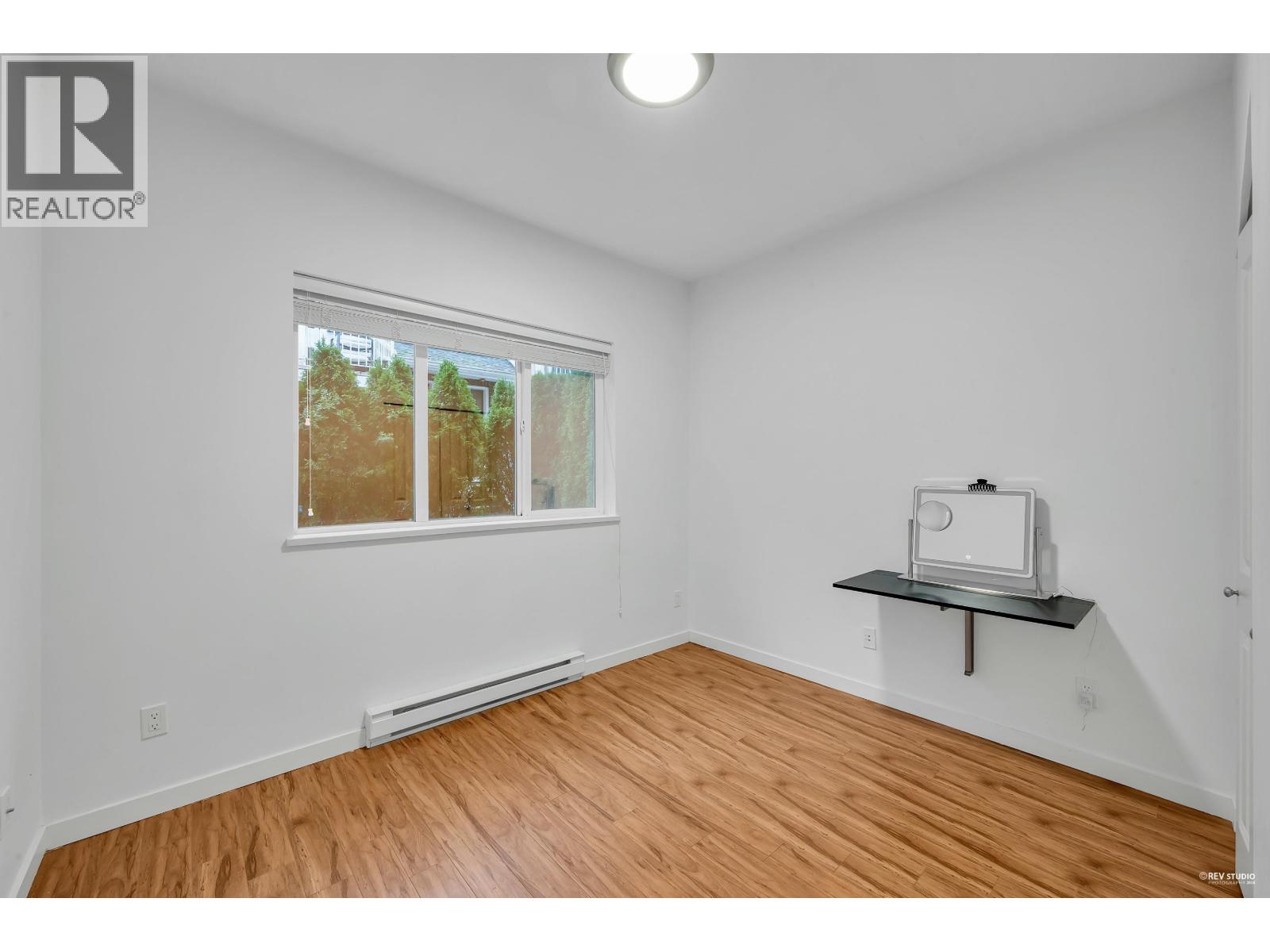 310 1661 Fraser Avenue, Port Coquitlam, British Columbia  V3B 0B6 - Photo 17 - R3075897