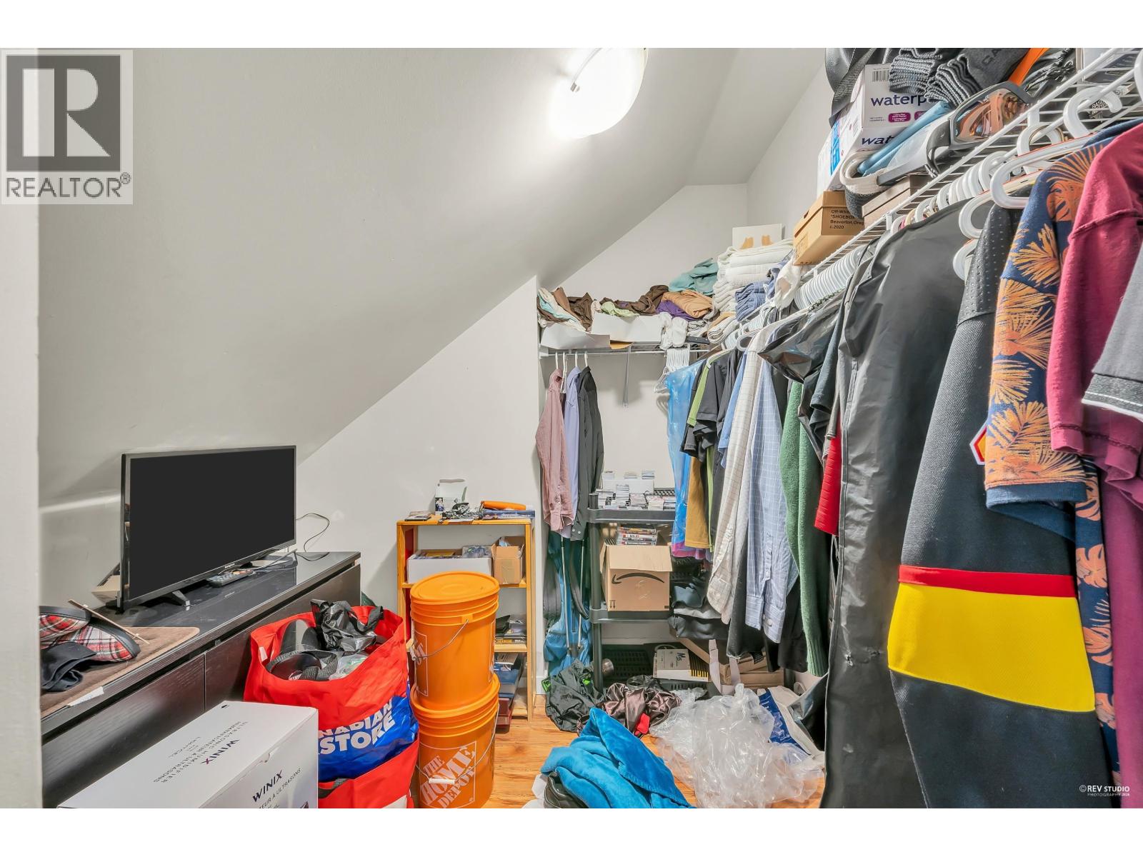 310 1661 Fraser Avenue, Port Coquitlam, British Columbia  V3B 0B6 - Photo 24 - R3075897