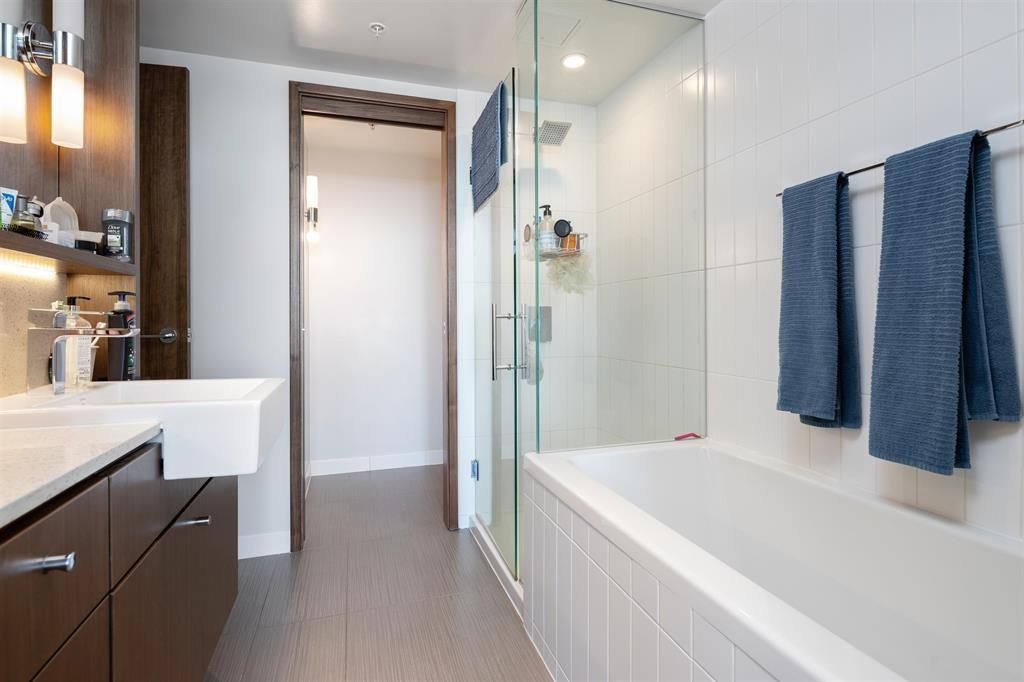 4104 13495 Central Avenue, Surrey, British Columbia  V3T 0K2 - Photo 12 - R3076300