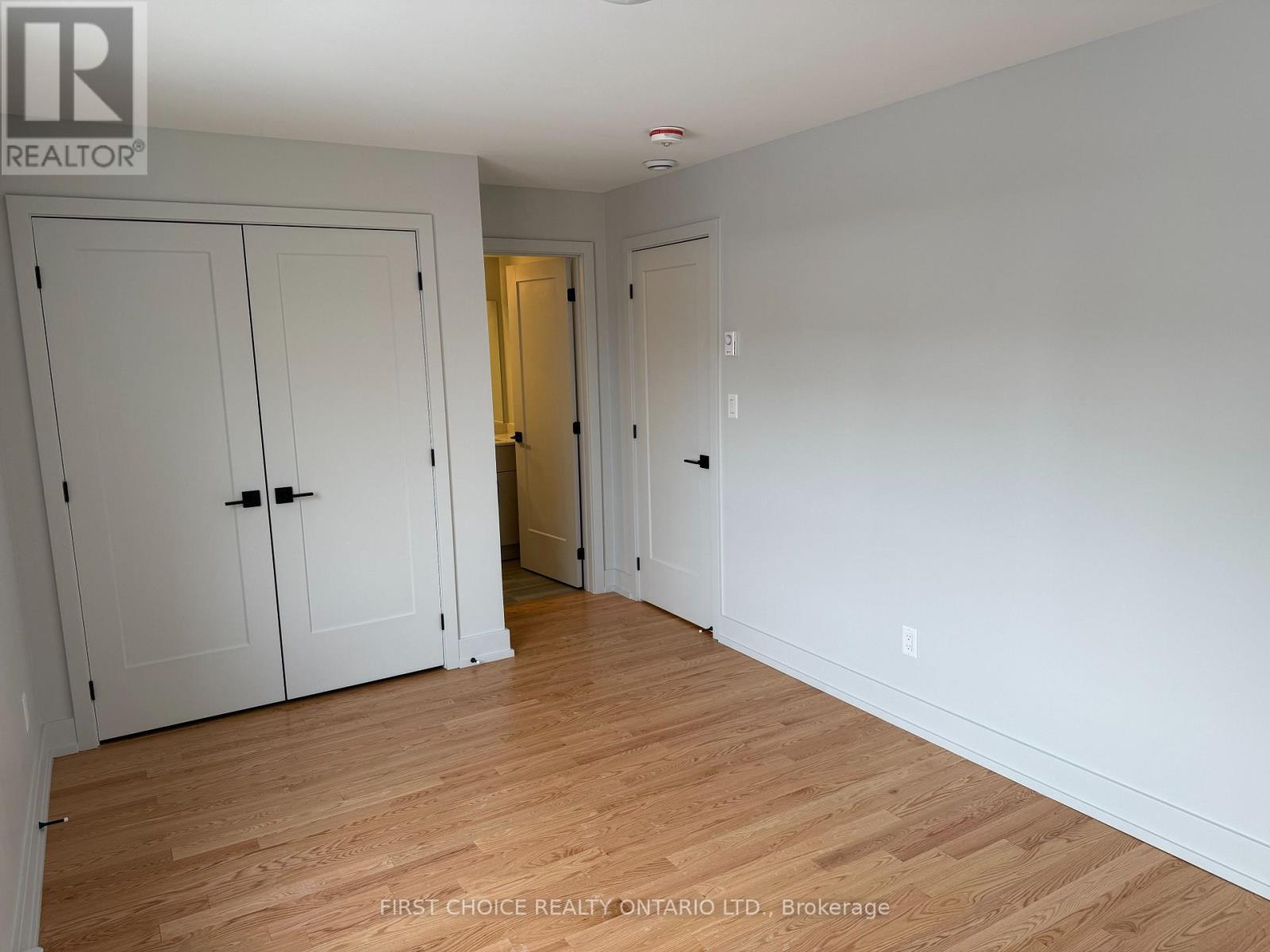 1250 Trenton Avenue, Ottawa, Ontario  K1Z 8J9 - Photo 11 - X12664750