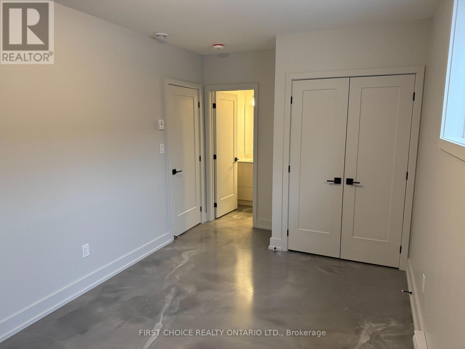 1250 Trenton Avenue, Ottawa, Ontario  K1Z 8J9 - Photo 38 - X12664750