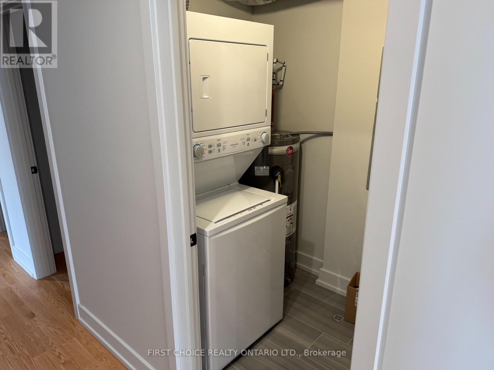 1250 Trenton Avenue, Ottawa, Ontario  K1Z 8J9 - Photo 6 - X12664750