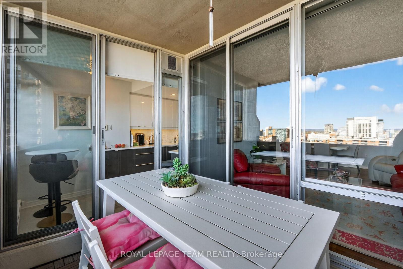 1801 - 530 Laurier Avenue W, Ottawa, Ontario  K1R 7T1 - Photo 20 - X12664754