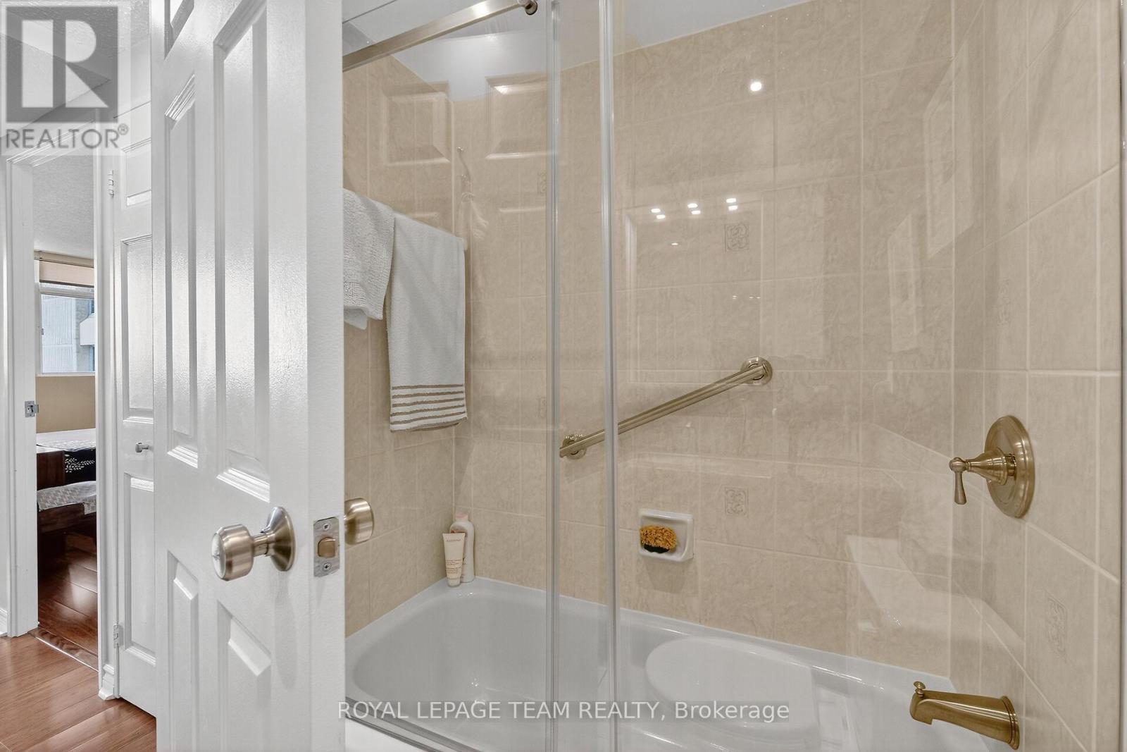 1801 - 530 Laurier Avenue W, Ottawa, Ontario  K1R 7T1 - Photo 25 - X12664754