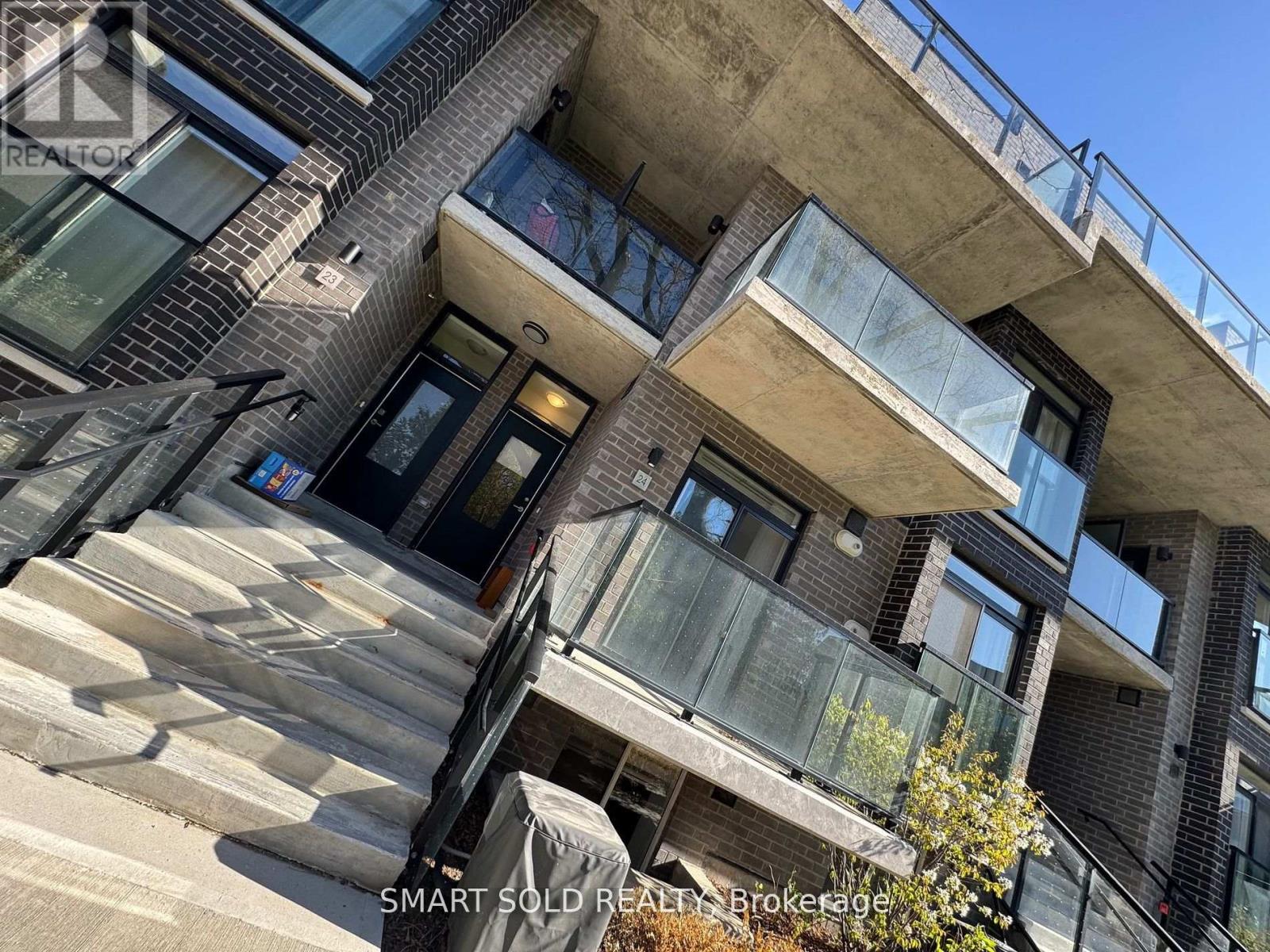 24 - 51 Winlock Park, Toronto, Ontario  M2M 0B8 - Photo 3 - C12664772