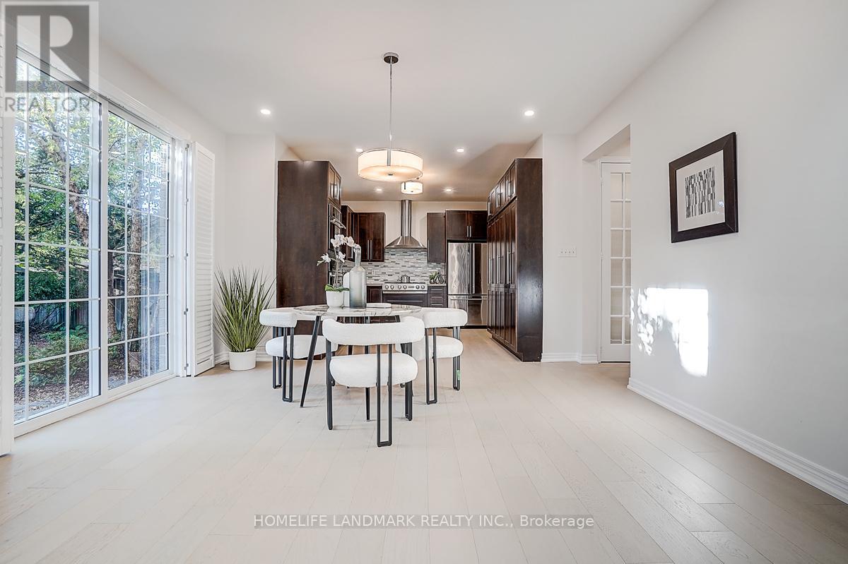 92 Montgomery Avenue, Whitby, Ontario  L1M 2N7 - Photo 11 - E12664752