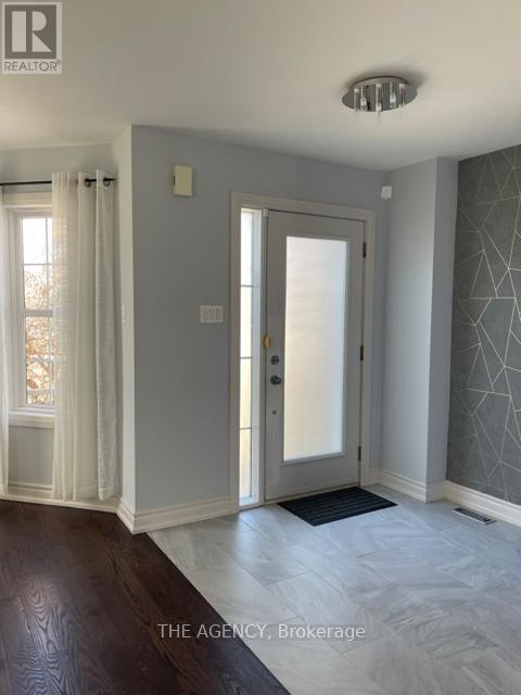 9031 Yonge Street, Richmond Hill, Ontario  L4C 0L2 - Photo 2 - N12664732