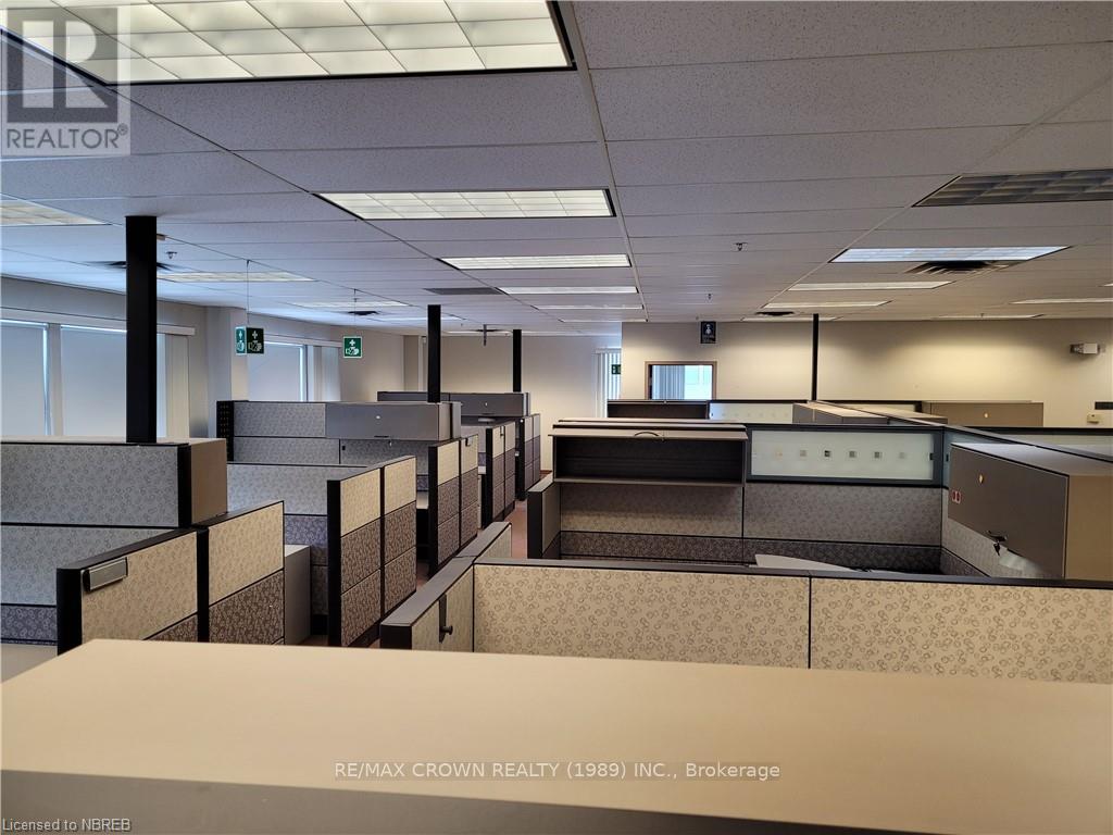 200 - 180 SHIRREFF AVENUE, North Bay, Ontario