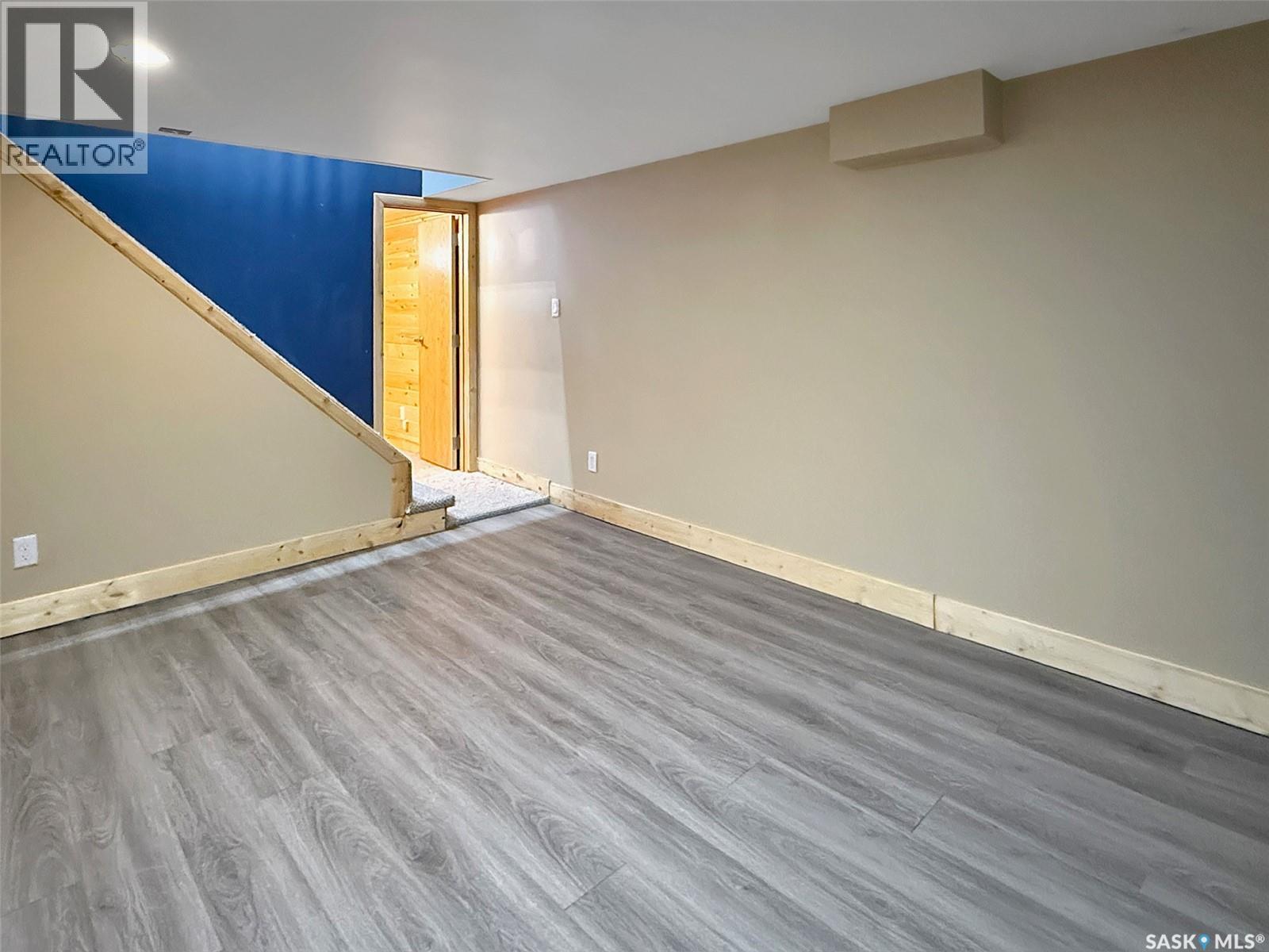 120 Central Avenue S, Swift Current, Saskatchewan  S9H 3E8 - Photo 11 - SK026213