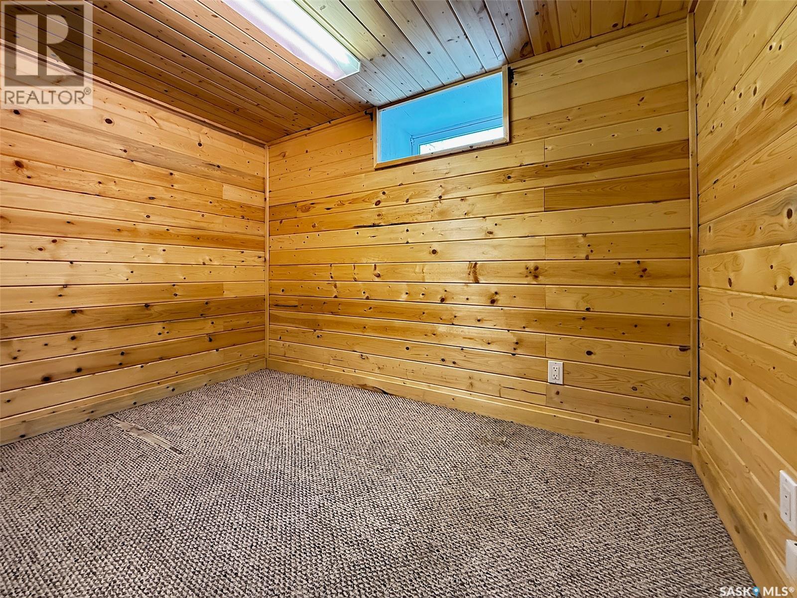 120 Central Avenue S, Swift Current, Saskatchewan  S9H 3E8 - Photo 13 - SK026213